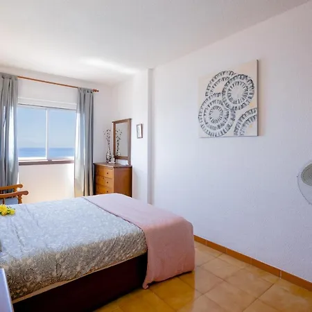 Front Line Ocean View 2bed Wi-fi Your Apartament